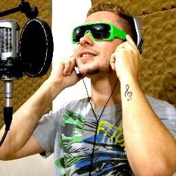 Artista, Cantor e Compositor, 18 anos, Louco pela vida.                        Quer saber mais? Me segue pra descobrir ;) @ClubeFollowBack #ClubeFollowBack