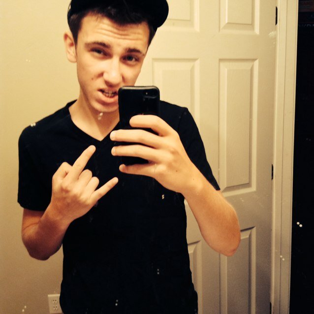 DJ Vin - E© 15 years old. DJ/Music Creator @DavidRushOnline followed me 4/29/12 @TyStone followed me 2/25/13