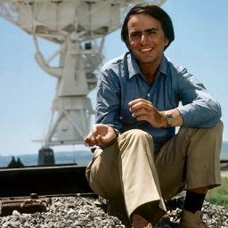 Divulgamos o magnífico trabalho desenvolvido pelo cientista estadunidense Carl Sagan e informações atuais sobre astronomia, ciência e tecnologias.