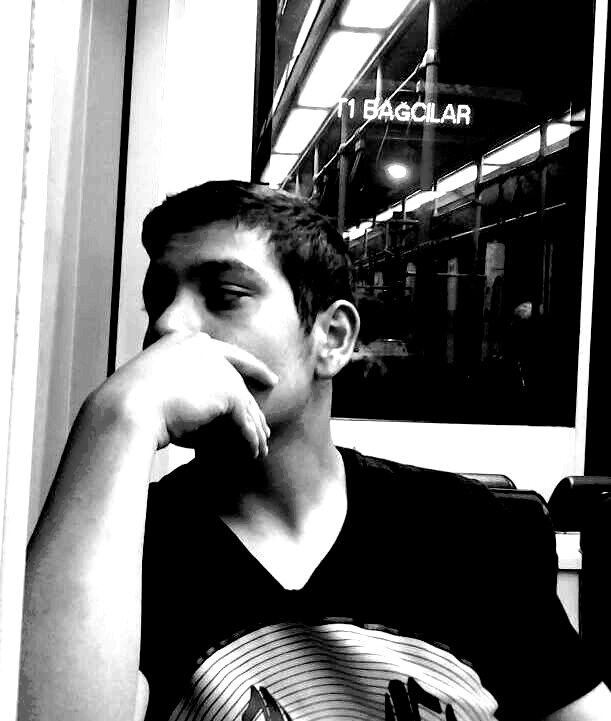 Müzik Bağımlısı,