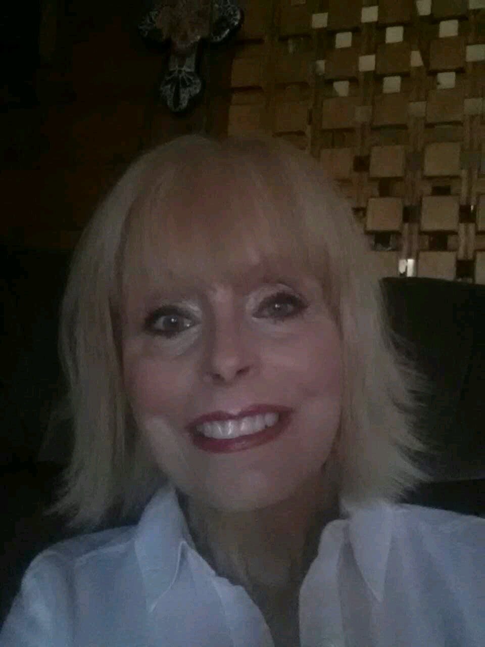 My motto is IT IS BETTER TO LOOK GOOD THAN TO FEEL GOOD!!!