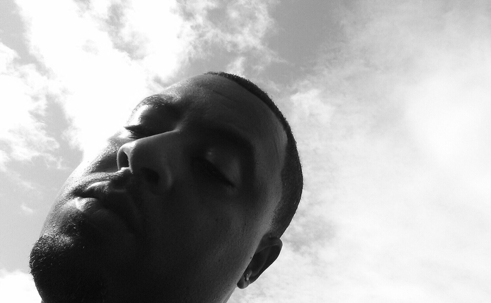 YayArea//#JackOfAllTrades//Funky like James//& A Funny MuhF *cka wit a killa instinct....Spreadin Love, Life, and Laughter!!💪🏾✌🏾