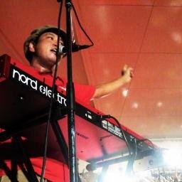 生きてます！
Soul&FunkとOLDSKOOL Danceが大好きな『SOUL ADDICTION』というバンドのキーボード弾きです。
暇さえあれば昼は自転車（ロードバイク）で走り回り、夜はクラブで踊りまわっています。