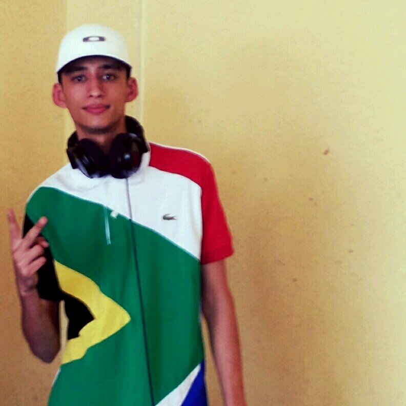 “As coisas só vão começar a acontecer, quando você começar a acreditar.”
http://t.co/PHP41HMjQ0…