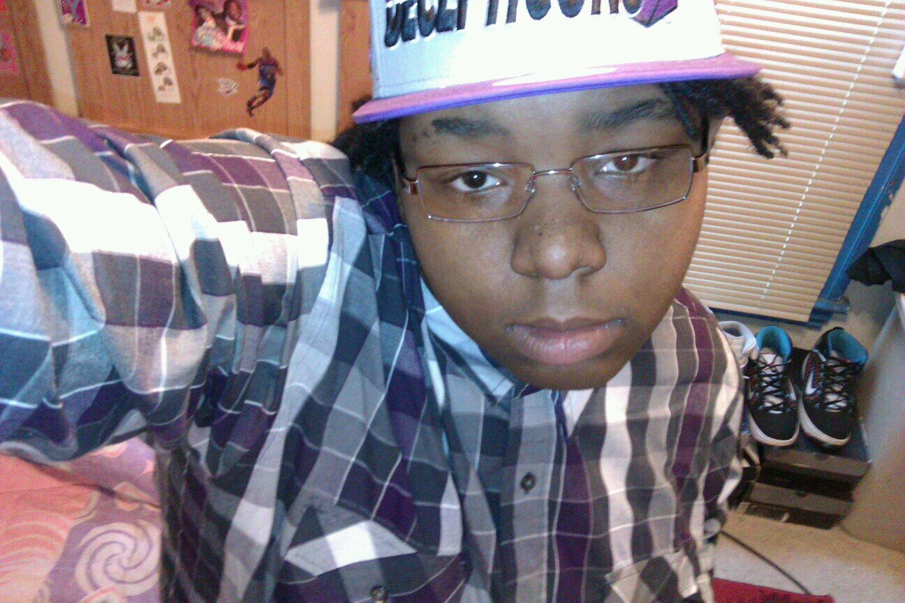 YO My Name RAYRAY FROM PONTIAC I GOT A IDGAF STATE OF MIND SO DONT FUCK WITH ME.