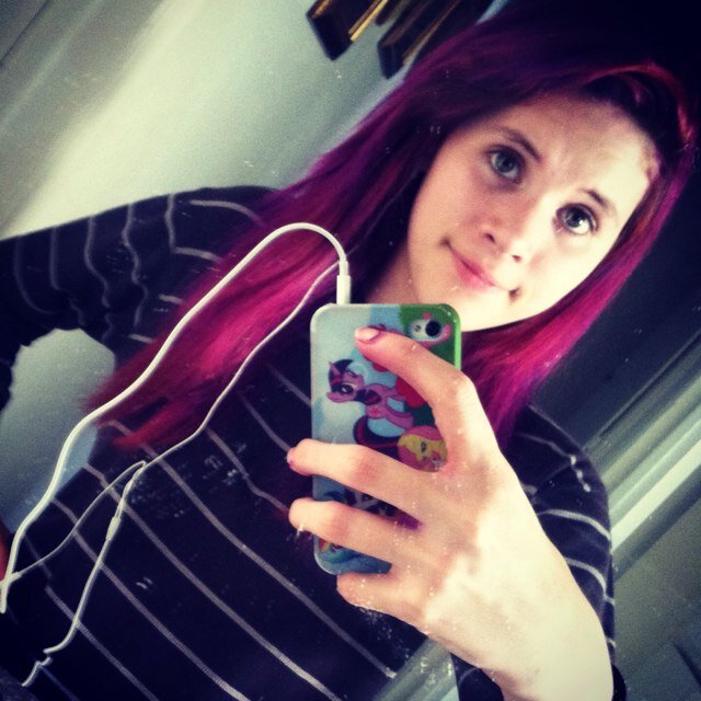 Kloaver's profile picture. Taken and my name is a season, weird right?!?!