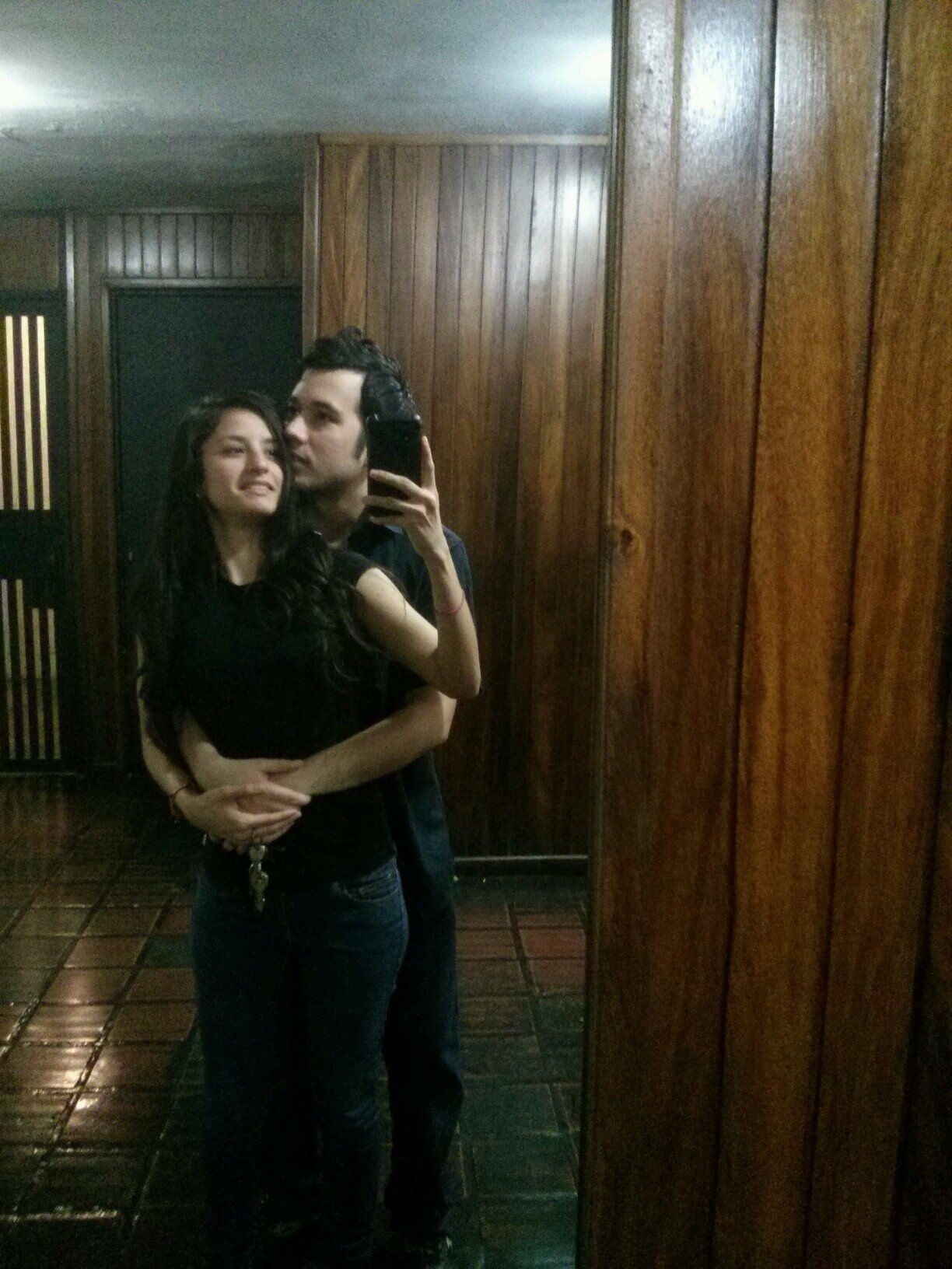 vive y deja vivir. te amo laura *.*