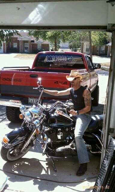 SSG in the US Army.  Love bikes, classic rock and most extreme sports. Grew up in Long Beach and Corona, CA