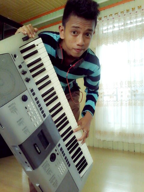 I Love allah ☺ and big family  Band inspirasi saya A7X folback mention ™