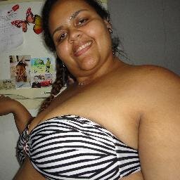 Juntas somos mais fortes
Nahla fundadora do único fã clube plus Size do Brasil
E proprietária da 1 e única agencia 100%  plus Size em Rib preto
