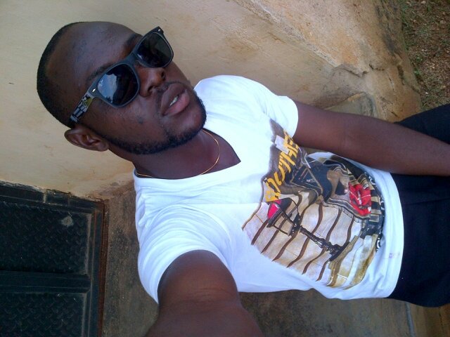 I love dogs , I tink I like gals 2