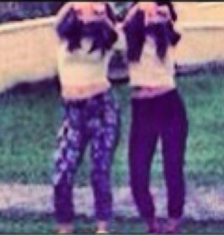 aaaoiiifeeeee's profile picture. Follow me and i Follow Back :)