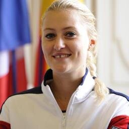 I play tennis - Compte rôle play pour forum.