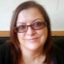 hi all  this is my twitter account to my louise  vampirepincess smith acc on fb,only close friends, family+ real celebs to follow me or send requests xxx
