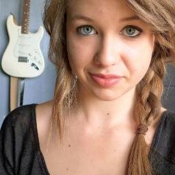 Team de EnjoyPhoenix (Marie) ♥ Magnifique youtubeuse de 19 ans ♥ Son Twitter : @EnjoyPhoenixYT ♥ Sa chaîne : http://t.co/ZyjZkid1AF