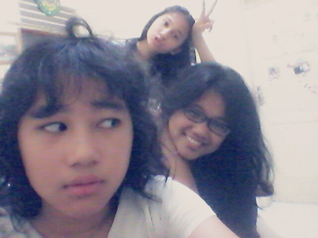 rosnew's profile picture. Just my life , my family , my friends and Uri Superman and E.L.F ~ ♥ :)