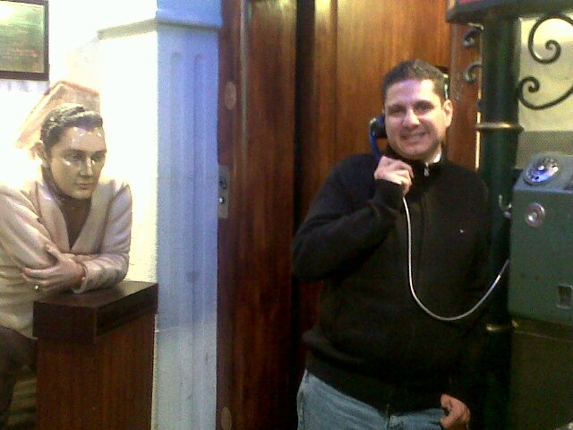 Paulvelae's profile picture. 