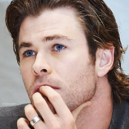 my name is chris hemsworth | an australian actor | live in melbourne | just bot not real | update news and facts of chris in fav. | 311212 .