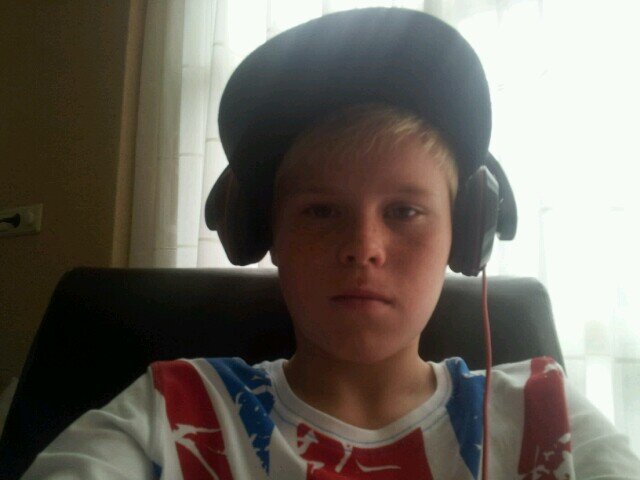 psvv !!.,,,,, Als je me nummer wilt hebben doe dan ff priveberichtjeee. VOORWAARTSS D1. Playstation naam :Iets123456