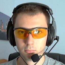 Apasionado del deporte, videojuegos y youtuber. Aburrido de la vida y siempre al pie del cañón.