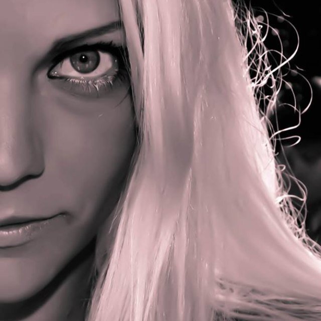 EmiliePilt's profile picture. Medlem i Medborgerlig Samling, MED, från Hällevik, Sölvesborg, som älskar tanken på att varje människa vet bäst själv.