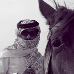 خبير علاقات عامة #followback