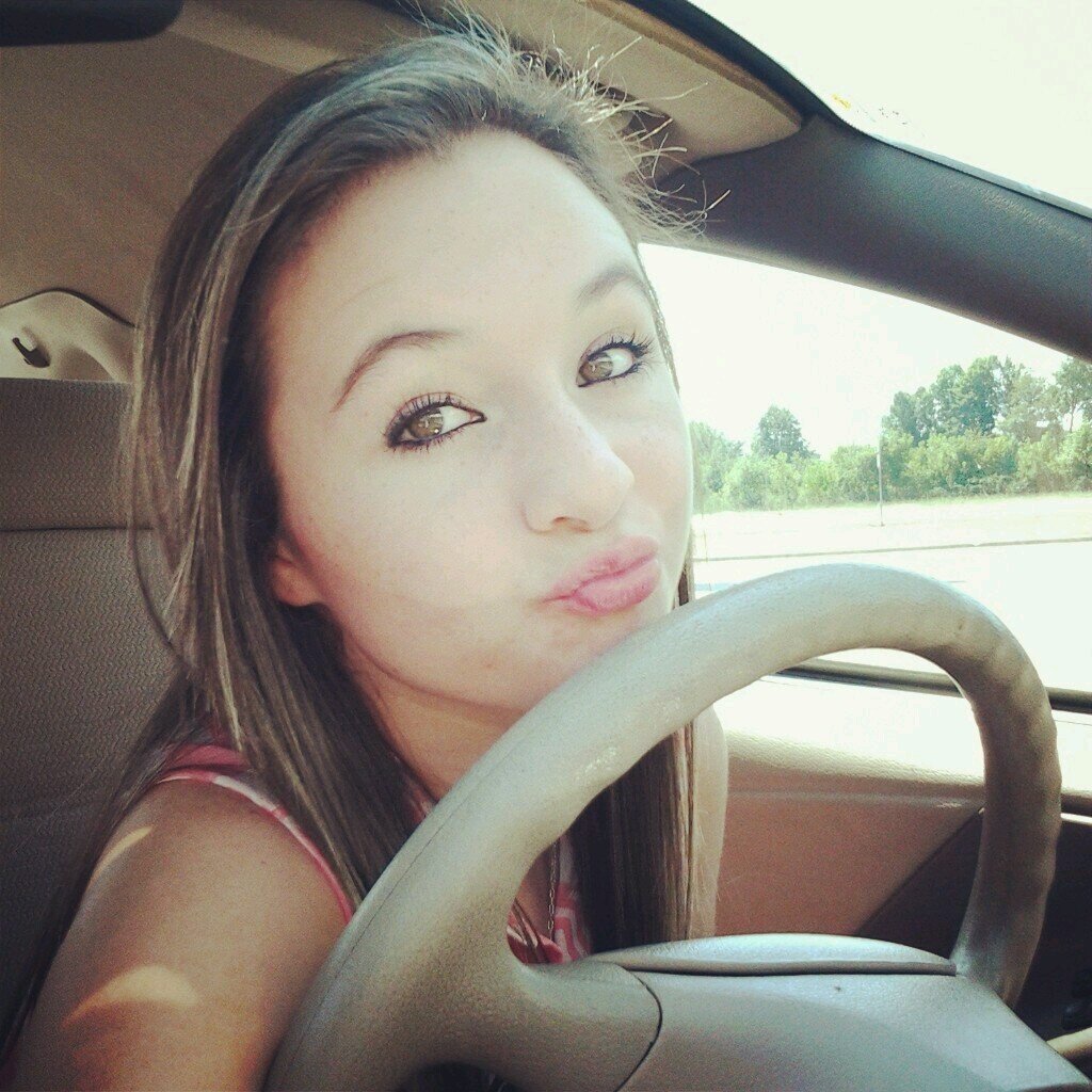 Goes to PHS. 15 years young!  Sophmore Baby!!  Follow me, I follow back! Text me~ 870/796/1098  Follow me on Instagram @Brunette_Beauty2016 ;)