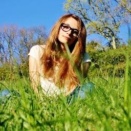 Unefouinedeslac's profile picture. JE FOLLOW BACK SUR DEMANDE ! Maevie qui se prononce Mévie !