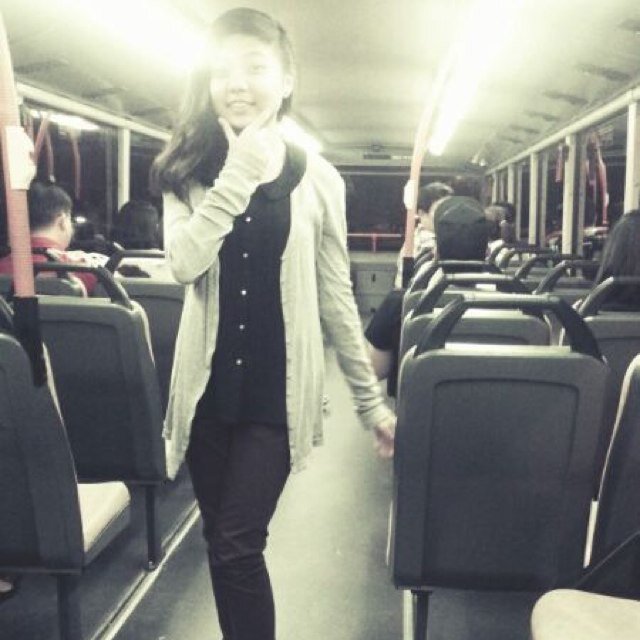 ValeskaHoran's profile picture. Day skies are blue,
Night skies are black.
My name is Valeska,
And I live in your nightmares...

That poem does not make any sense....