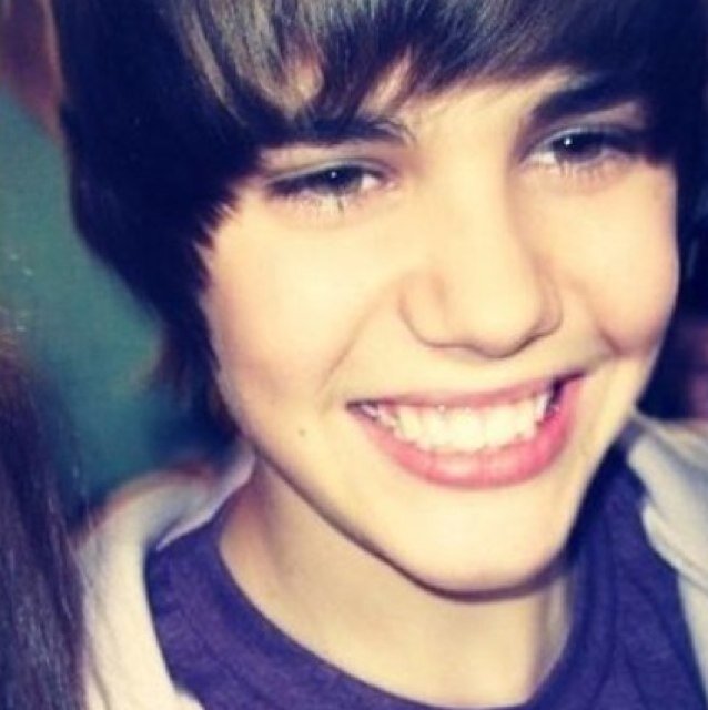 Here because justins a puzzle and im hunting for clues. #heartbreaker #MUCHLOVE