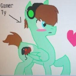 I am in love with @mlp_LinaH and a good friend of @mlp_Twirl