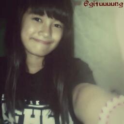 Berbagi tentang sagita pratiwi @gituuuung karakter dan sifat baik maupun buruk :D