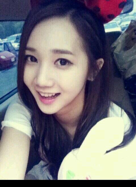 RolePlayer of HELLO VENUS Yoo Ara || •1992Line• ||