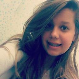 Ariana, Colorada .. 13 anos , Fã do  @mcjeanpaul u.u /  10.03.2013 ♥ 
http://t.co/5zcqtJWV60