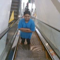 Name : mohd arif  /16 / selangor / follow me :)