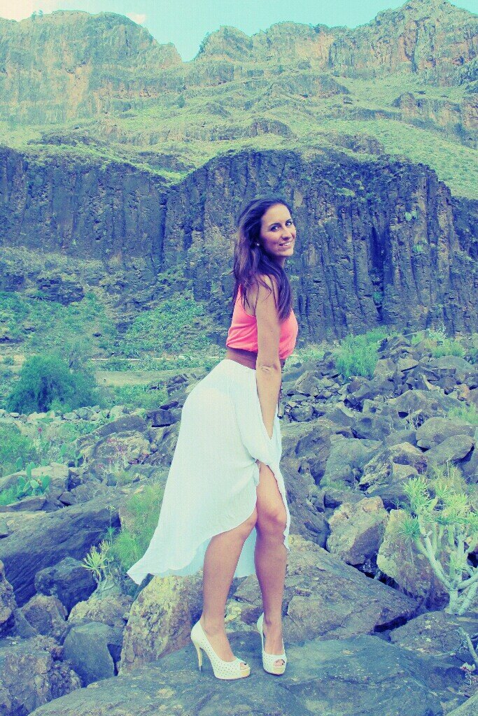 Find someone who makes you smile, because  it only takes a smile to make a day better