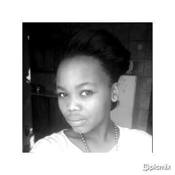 TumiViolet's profile picture. 