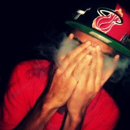 YeFriiAnDuJar's profile picture. ! Te UttA Mii Swaqqer !
