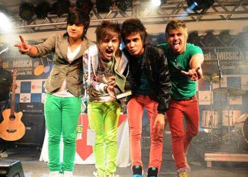 FC Orgulho Restart feito em homenagem a banda Restart.
CANELA RS 
Desde 23 de novembro de 2012
