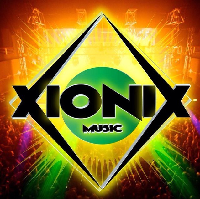 EDM producer from the southwest UK specialising in drum & bass. For free downloads and updates visit http://t.co/pSvNkfWdZh and like the page.