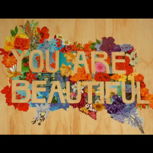 I take pictures of beautiful girls from around the world and post them here! :$