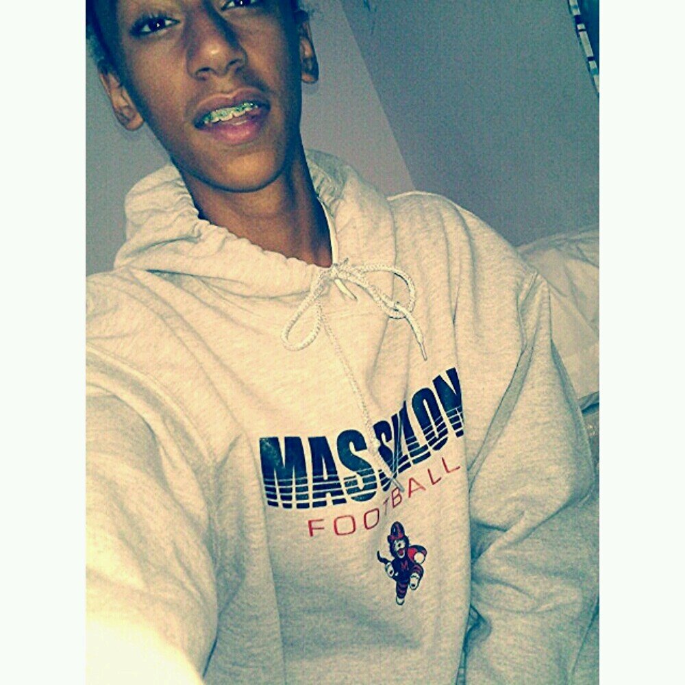 New twitter ! Ig | @trigga_thou_ kik | thatniqqauh Taken ♡ follow me ill follow back ♥