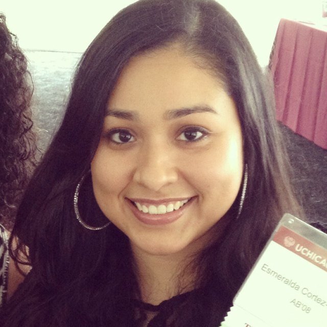 EsmeraldaCH_'s profile picture. Keeping up with Pop Culture while working a 9-5 | Bravoholic 🍸 | Citizen of the World ✈️