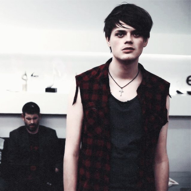 youtubers, tv shows, lord of the rings, hp, hunger games, tfios, bands @ExtractorPhan