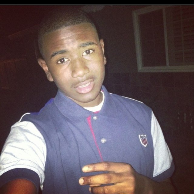 gxldphara0h's profile picture. Everything i do , i do it Big ✌. I have no time for Basic hoes, people , or any basic shit. So if you cant deal keep it pushing but aye follow me