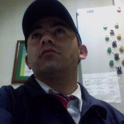 Profile Picture of Alex Alejandro Hule (@cholitata) on Twitter