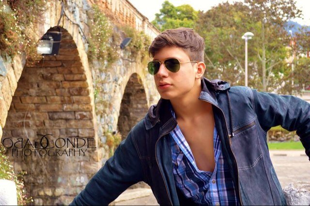 hennerenrique's profile picture. Quieres saber algo de mi? Preguntame! ;)