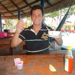 amo minha esposa,família,futebol,pizza etc...