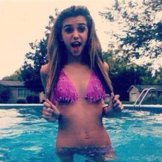 Free erotic mature hairy pics archive Bikini mirza photo sania