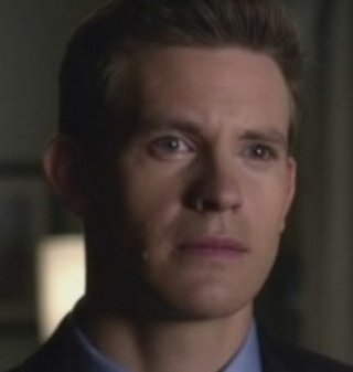 Wildens older identical twin brother from Canada and new officer in town (ooc/pll/Rp/straight/married)personal:@MrsPresleyDepp